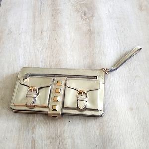 Gucci Clutch Purse Metallic Gold Silver